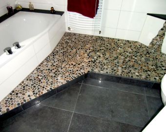Mosaik und Kieselsteine